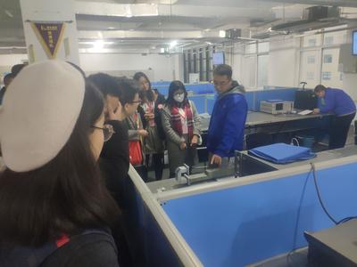 南洋書院開展&ldquo;企業(yè)行&rdquo;參觀西安恒達(dá)微波技術(shù)開發(fā)